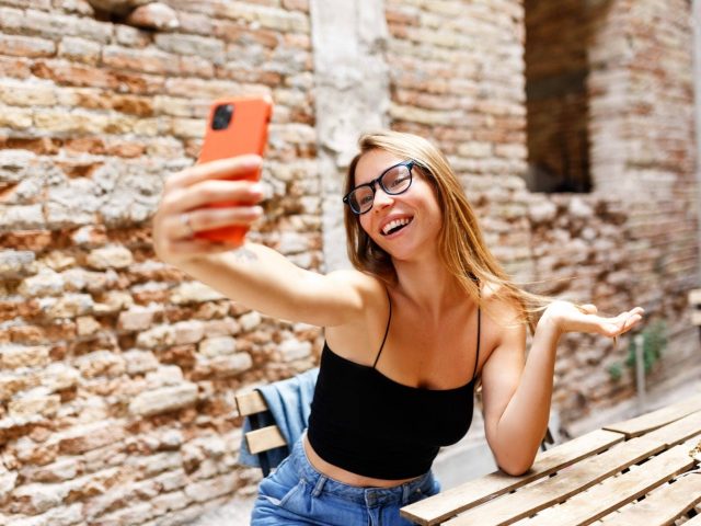 O que a Gkay, Boca Rosa e Jade Picon têm a ver com a Rádio Cidade, Alô FM e a sua marca?